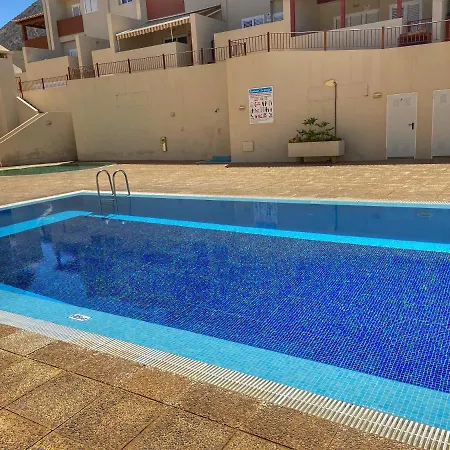 Willa Cristianos 4 Bed Townhouse