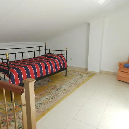Cristianos 4 Bed Townhouse ロスクリスティアーノス