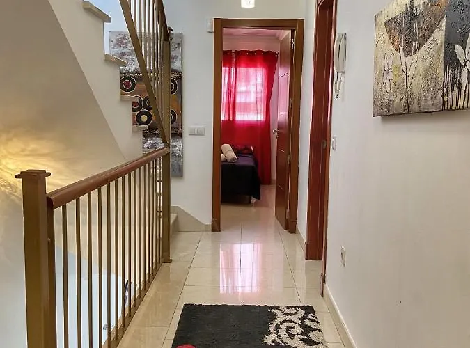 فيلة Cristianos 4 Bed Townhouse