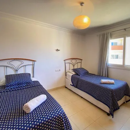 Cristianos 4 Bed Townhouse Willa *