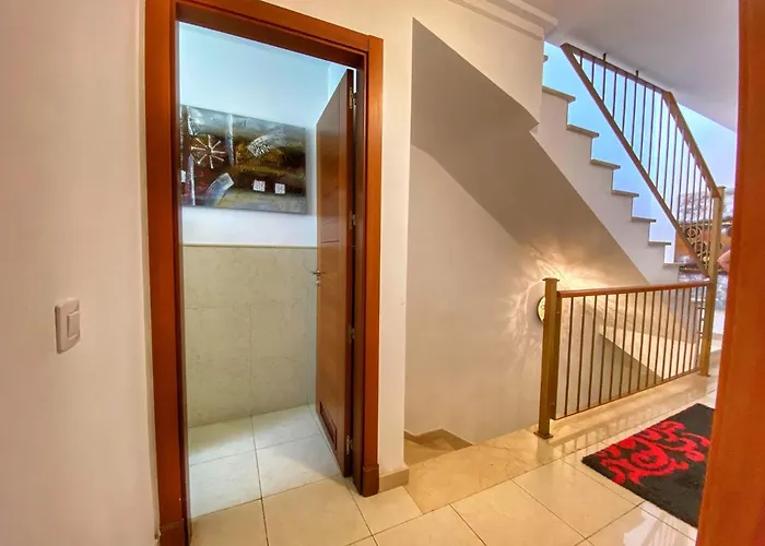 וילה Cristianos 4 Bed Townhouse