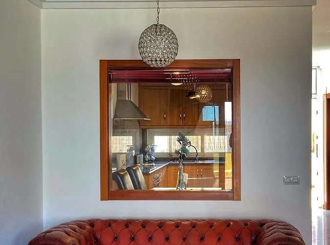 Cristianos 4 Bed Townhouse וילה